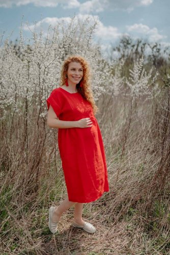 Ľanové MIDI šaty na dojčenie – červené