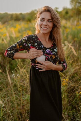 Teplákové šaty na dojčenie - MAMA a DCÉRA – zlaté kvety na čiernej