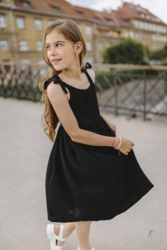 Dievčenské šaty "Aura" - rôzne farby a materiál