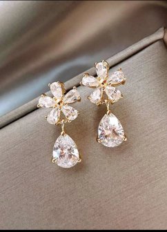 Kamienkové náušnice - zlaté kvietky