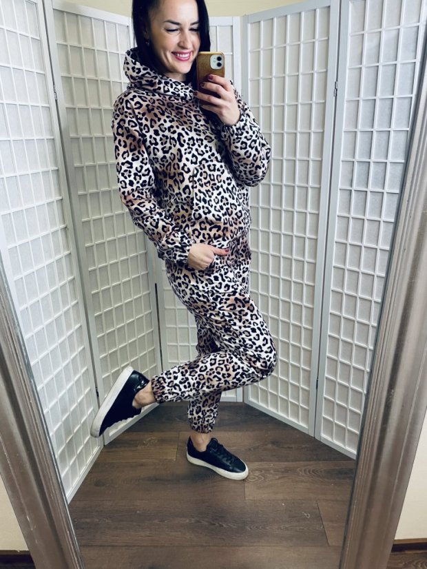 Dámska tepláková súprava - leopard