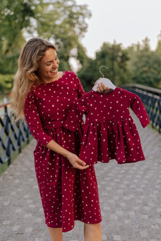 MIDI teplákové šaty MAMA a DCÉRA – zlaté srdiečka na bordovej