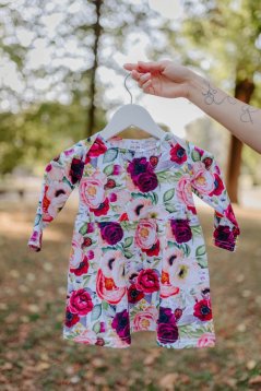 Dievčenské šaty s nazberanou sukňou - Romance