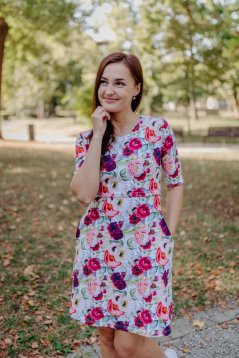 Ačkové šaty – romance