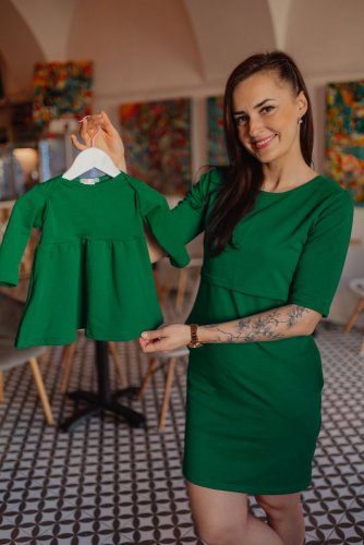 Rovné teplákové šaty MAMA a DCÉRA – zelené