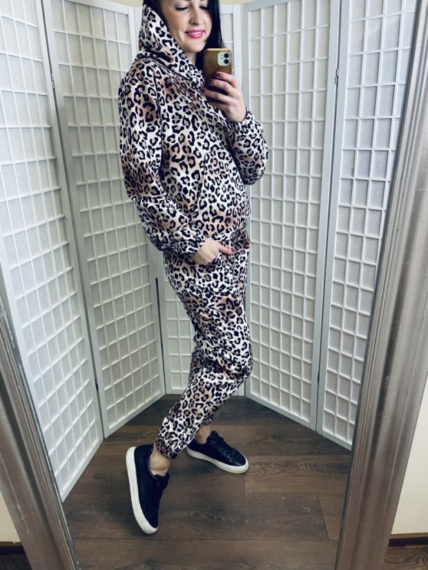 Dámska tepláková súprava - leopard