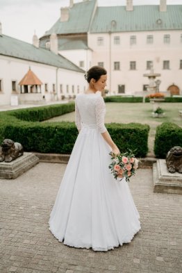  Dobrý deň,  ozývam sa po svadbe. Šaty boli úžasné, veľmi Vám za ne ďakujem. 