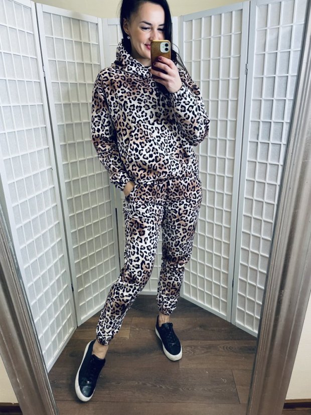 Dámska tepláková súprava - leopard