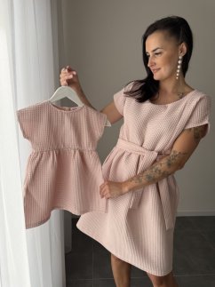 Bavlnené šaty "Waffle" - MAMA A DCÉRA – light pink - kojo alebo nekojo