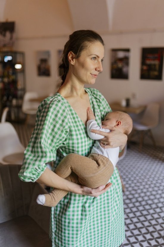 Šaty na dojčenie "Tartana" - zelené