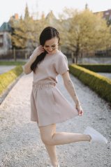 Mušelínové elegantné kraťasy - béžové
