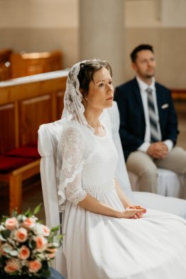 Dobrý deň,  ozývam sa po svadbe. Šaty boli úžasné, veľmi Vám za ne ďakujem. 