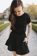 Mušelínové elegantné kraťasy - čierne