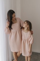 Wafflové šaty na dojčenie - MAMA A DCÉRA – ružové