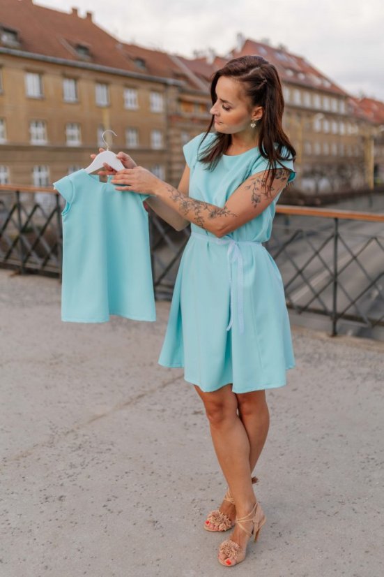 Elegantné šaty – MAMA A DCÉRA –bledo modré - Veľkosť: XXS
