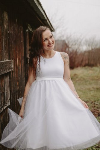 MIDI tehotenské svadobné šaty bez rukávov - Melanie