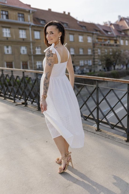 Madeirove šaty "Aurela romantika" - biele