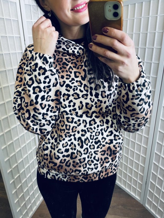 Dámska tepláková súprava - leopard