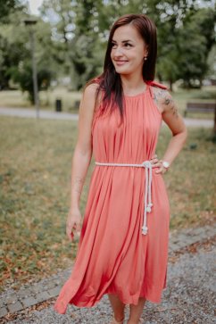 Bambusové šaty na dojčenie – marhuľková