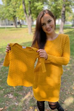 Rovné svetríkové šaty MAMA a DCÉRA – Okrová