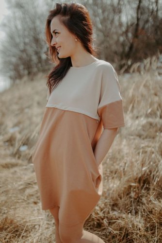 Oversize šaty na dojčenie – bicolor beige