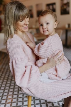 Šaty "Maison Waffle" - MAMA A DCÉRA – Rôzne farby