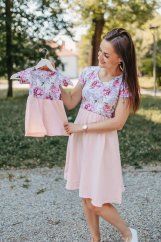 Detské mušelínové šaty  - ružové pivonky