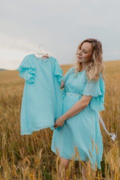 Spoločenské mušelínové šaty – MAMA A DCÉRA – rôzne farby