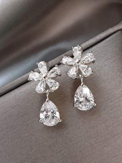 Kamienkové náušnice - strieborné kvietky