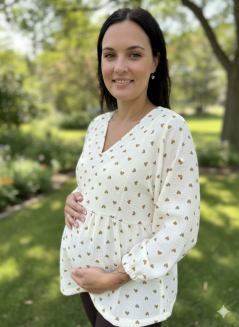 Mušelínová blúzka s výstrihom - srdiečka